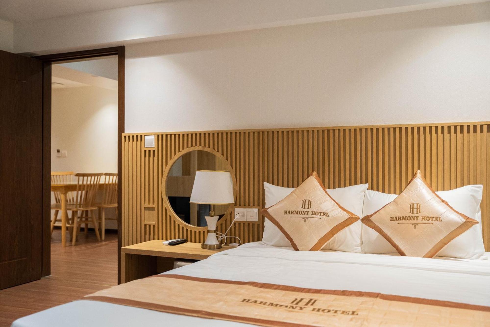 Harmony Halong Hotel Ha Long Bagian luar foto
